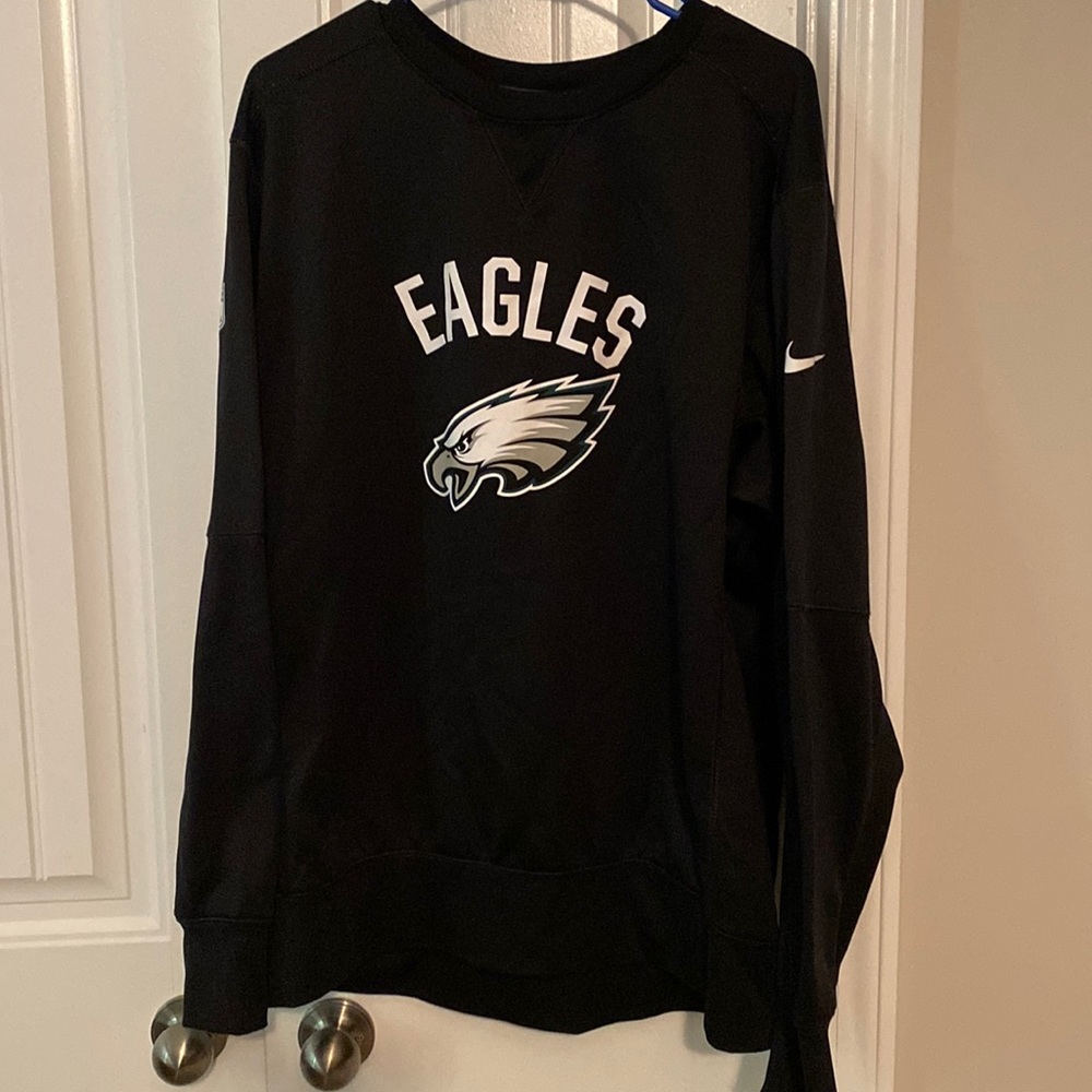 Philadelphia Eagles Nike Therma Fit XL black sweatshirt